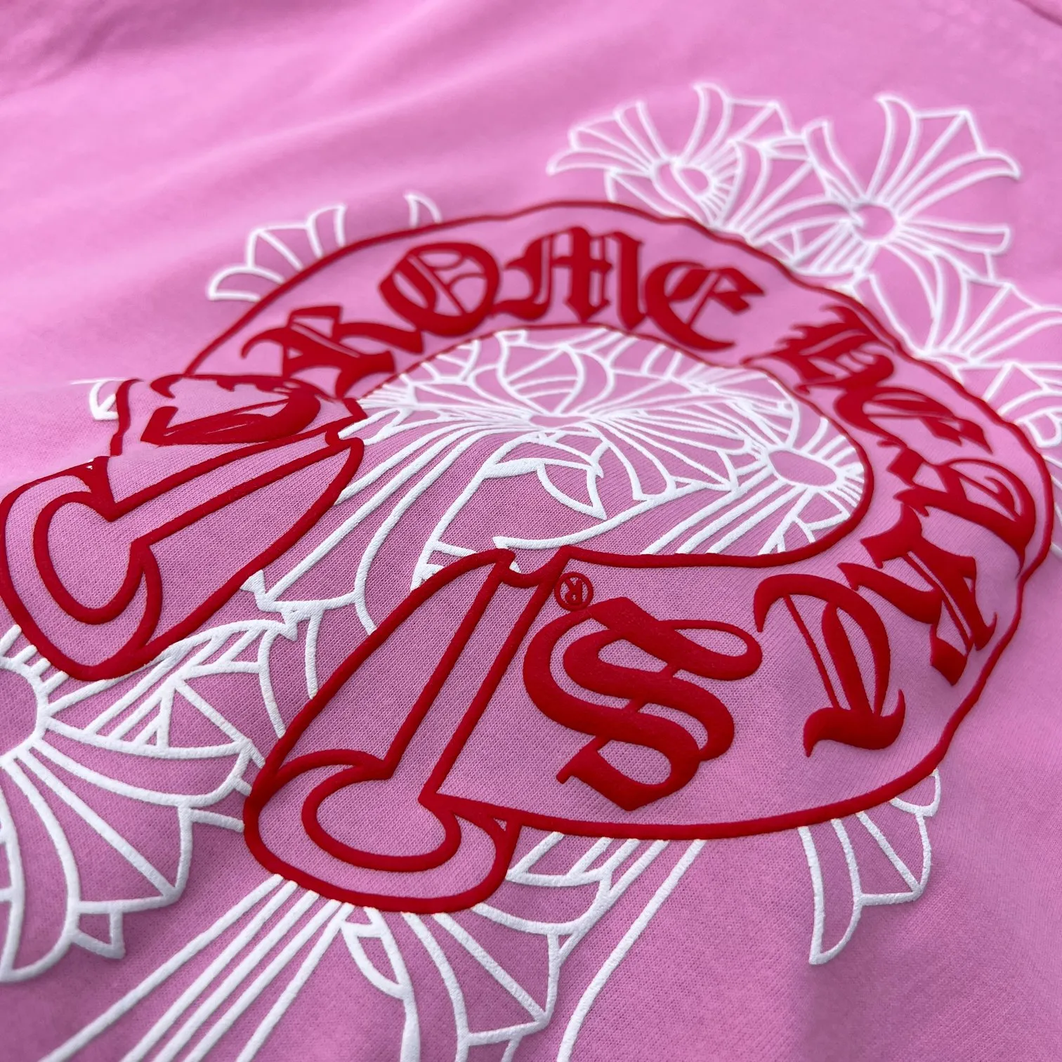P160 Chrome Hearts Autumn clothing is coming. Synchronized with counters. Chrome Matty Boy graffiti ⭐ long-sleeved T-shirt. Specially customized version of 1:1 high weight fabric. 🌈Recommended color: customized orange. 🌈 Size: S, M, L, 🌈Recommended color: Sakura pink 🌈 Size: S, M, L, XL